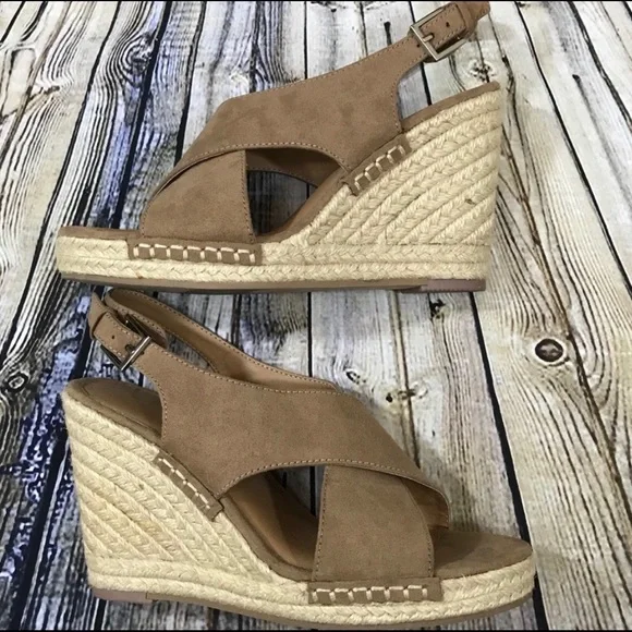 Apt. 9 Wedge Sandals - Picture 2 of 8